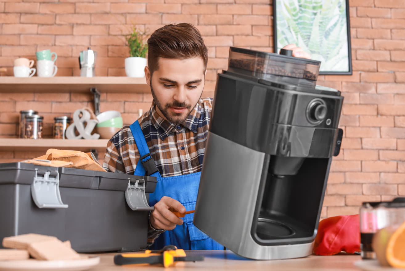 A Guide to Hiring Experts for Delonghi Coffee Machine Repairs